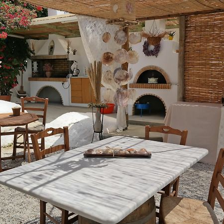 Sun Rock Apartments Stelida  Zewnętrze zdjęcie
